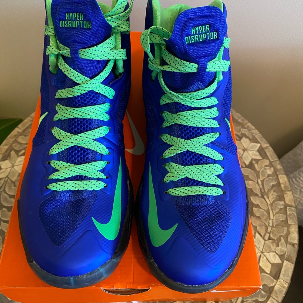 Like New Nike Zoom Hyperdisruptor, size 8 men